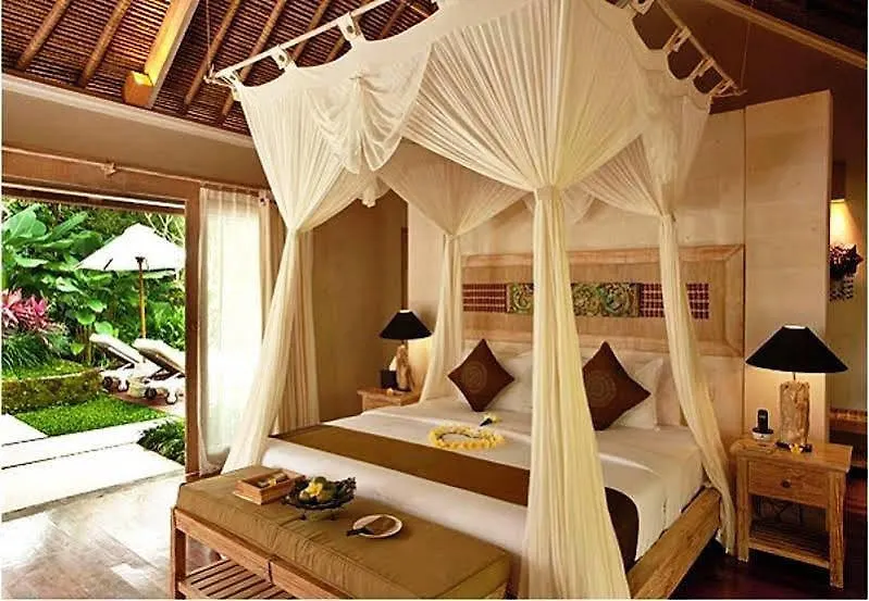 Puri Sunia Resort Bali Ubud 4*,